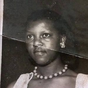 Meet your Posher, Etta